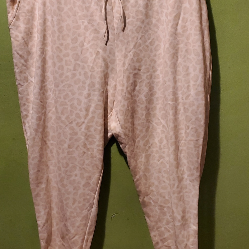Old Navy Leopard Joggers